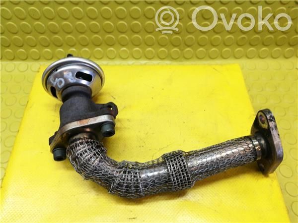 Audi A4 S4 B5 8D Válvula EGR 