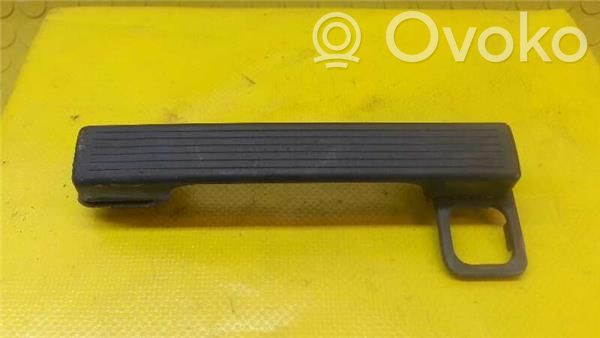 Loading door exterior handle