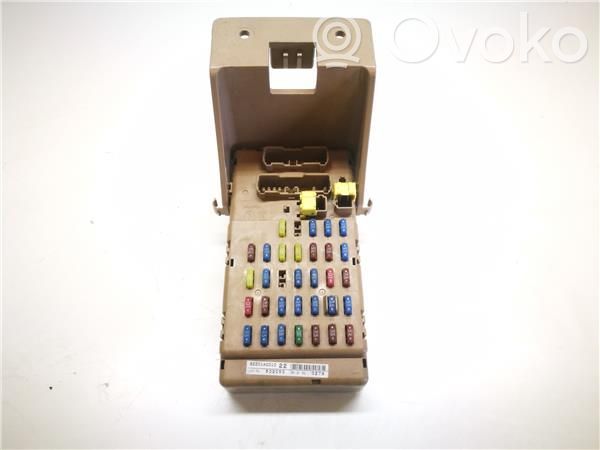 Módulo de fusible   82201AG01022