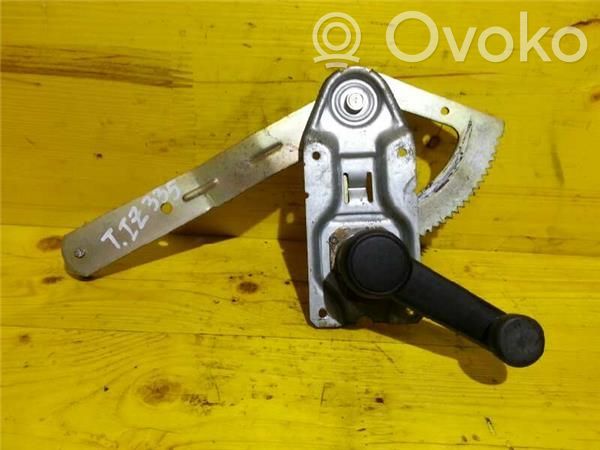 Regulador manual de la ventanilla trasera   95ABA27001AA
