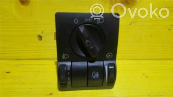 Light switch   9116613,32242015