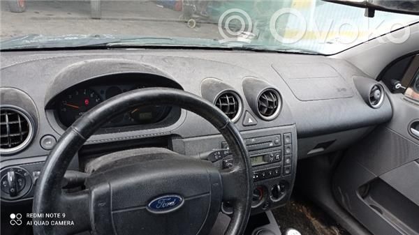 Ford Fiesta Kojelauta 