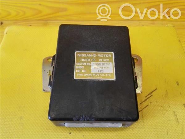 Nissan Vanette Unité de commande, module ECU de moteur 
