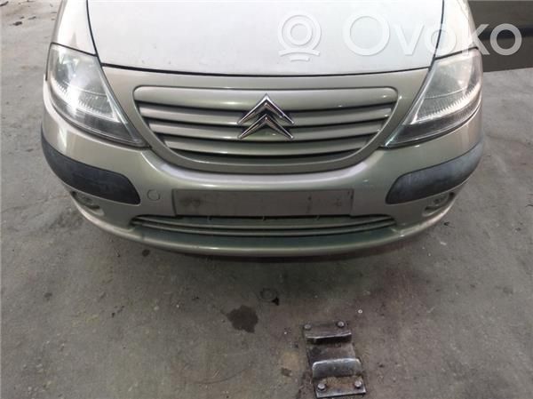 Priekinis bamperis   7401V2