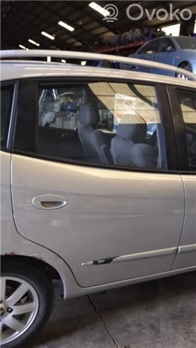 Chevrolet Rezzo Puerta trasera 
