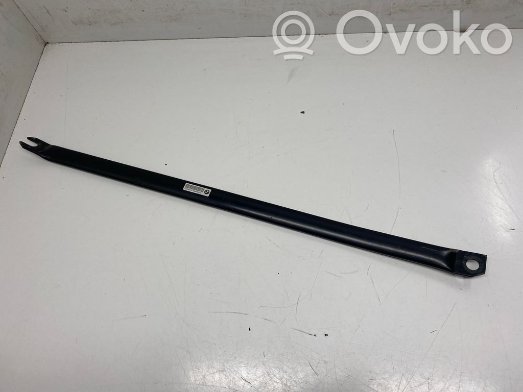 BMW 1 E81 E87 Muu moottoritilan osa 