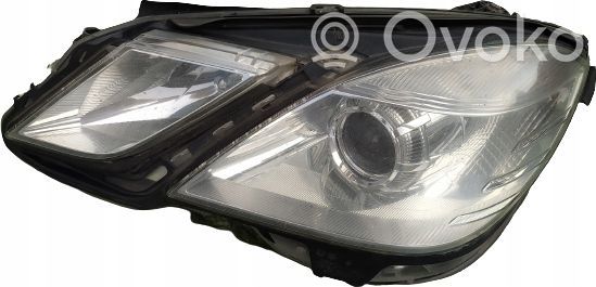 Mercedes-Benz E W212 Lampa przednia 