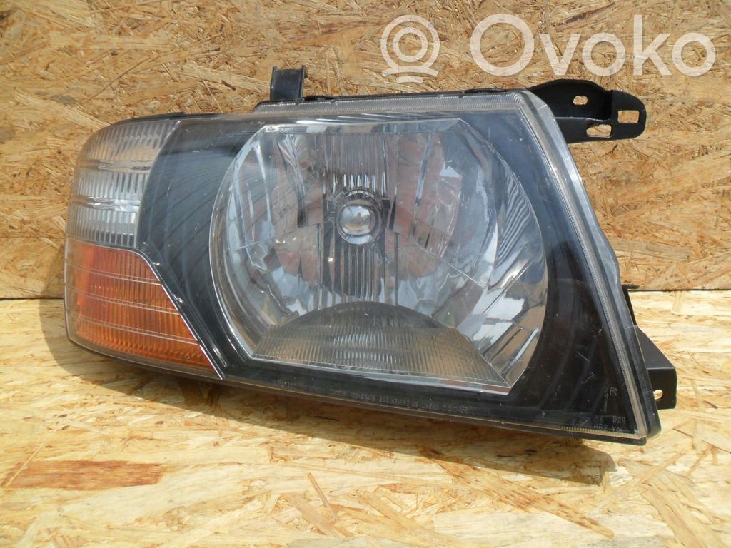 Mitsubishi Pajero Faro delantero/faro principal 