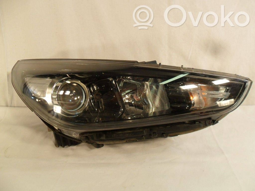 Hyundai i30 Faro delantero/faro principal 