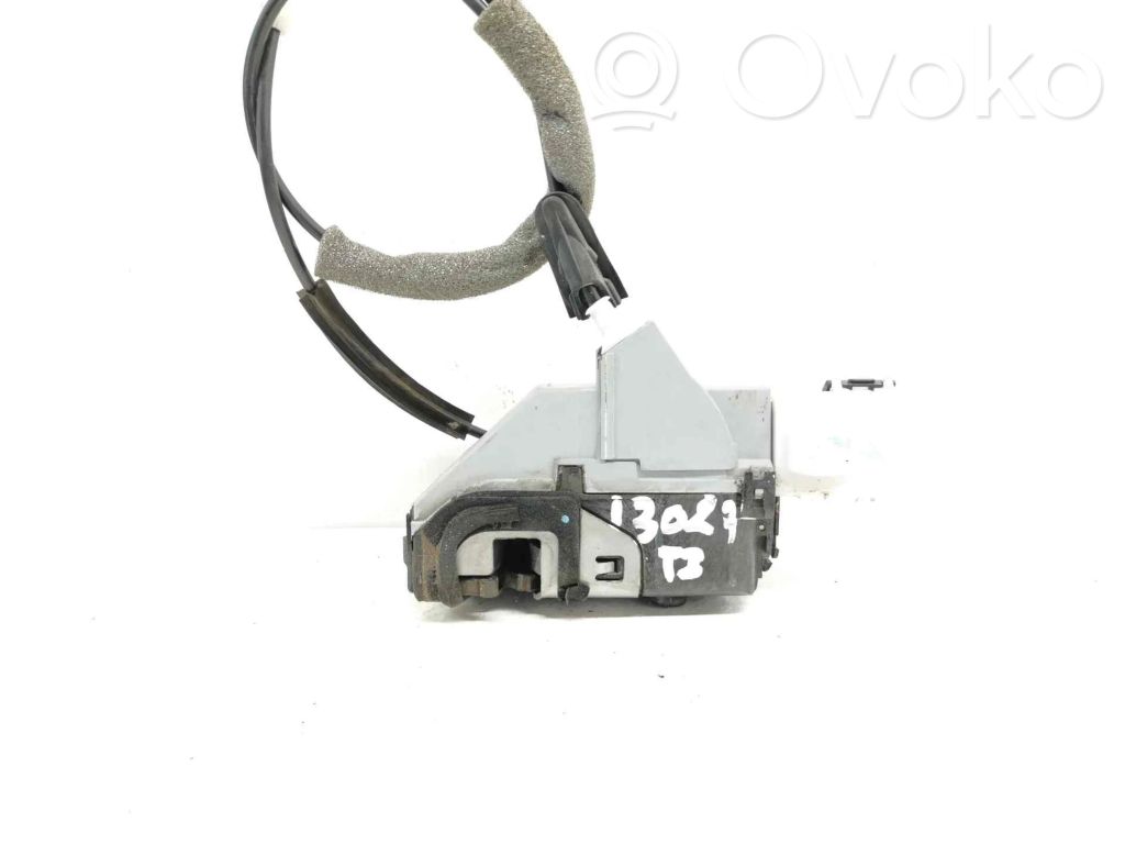 Cerradura de puerta trasera