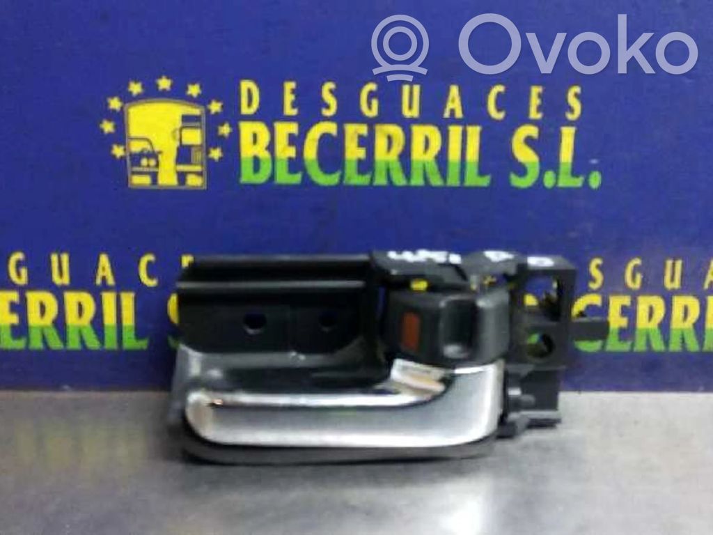 Manecilla interna puerta delantera