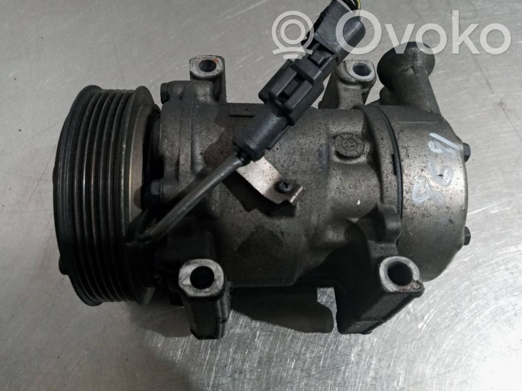 Ford Fiesta Compressore aria condizionata (A/C) (pompa) 