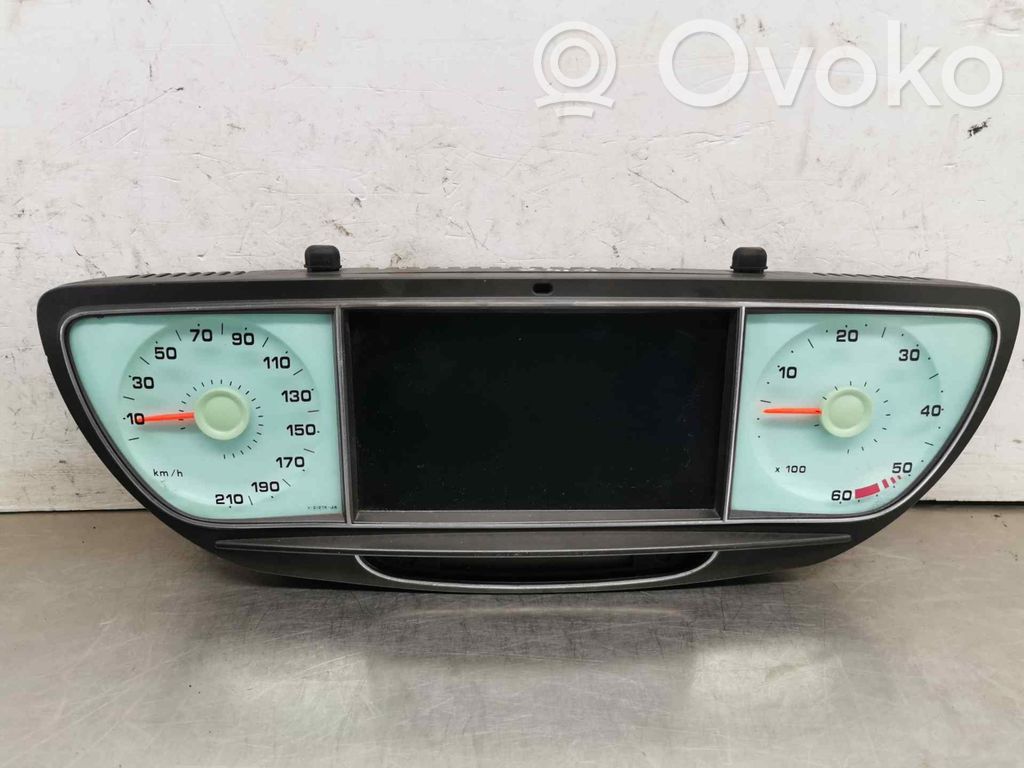 Lancia Phedra Vitezometru (grup de instrumente) 