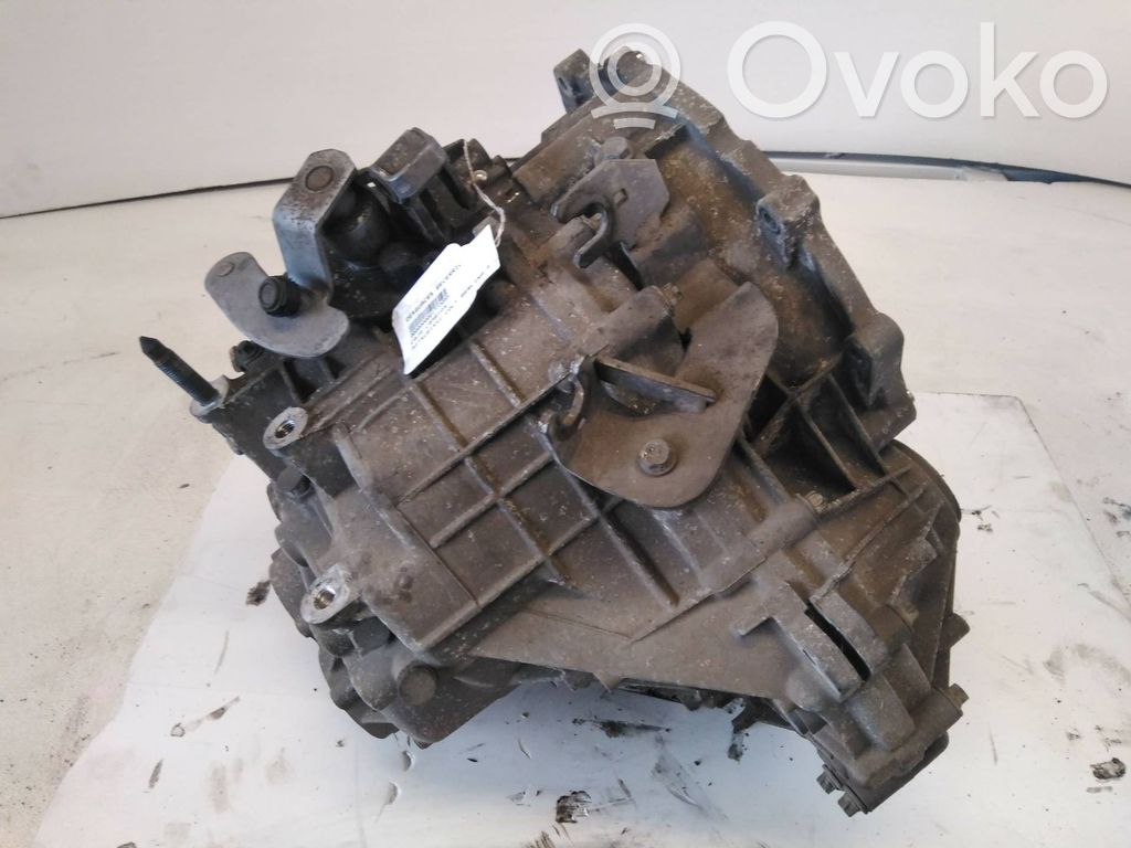 Mitsubishi Colt Cutie viteze manuală cu 5 trepte 