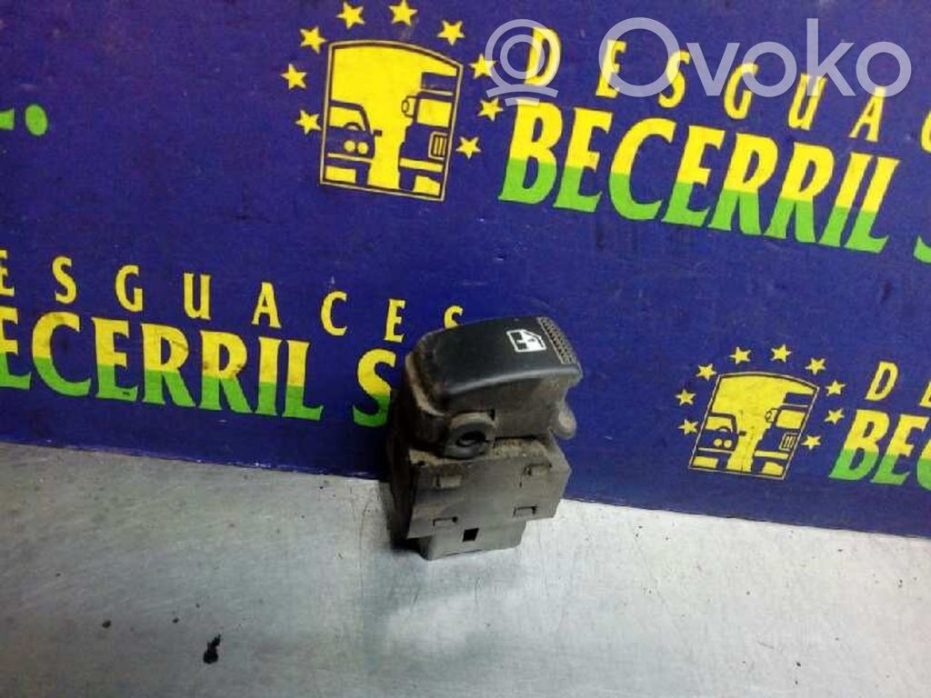 KIA Sportage Interrupteur commade lève-vitre