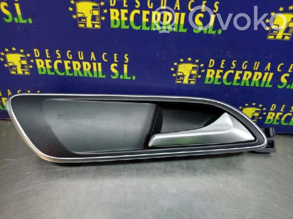 Mercedes-Benz B W246 W242 Maniglia interna per portiera anteriore 