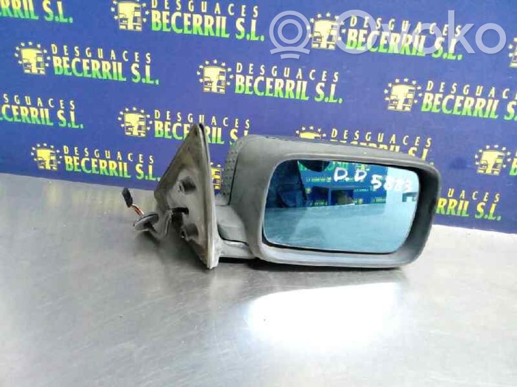 Front door electric wing mirror