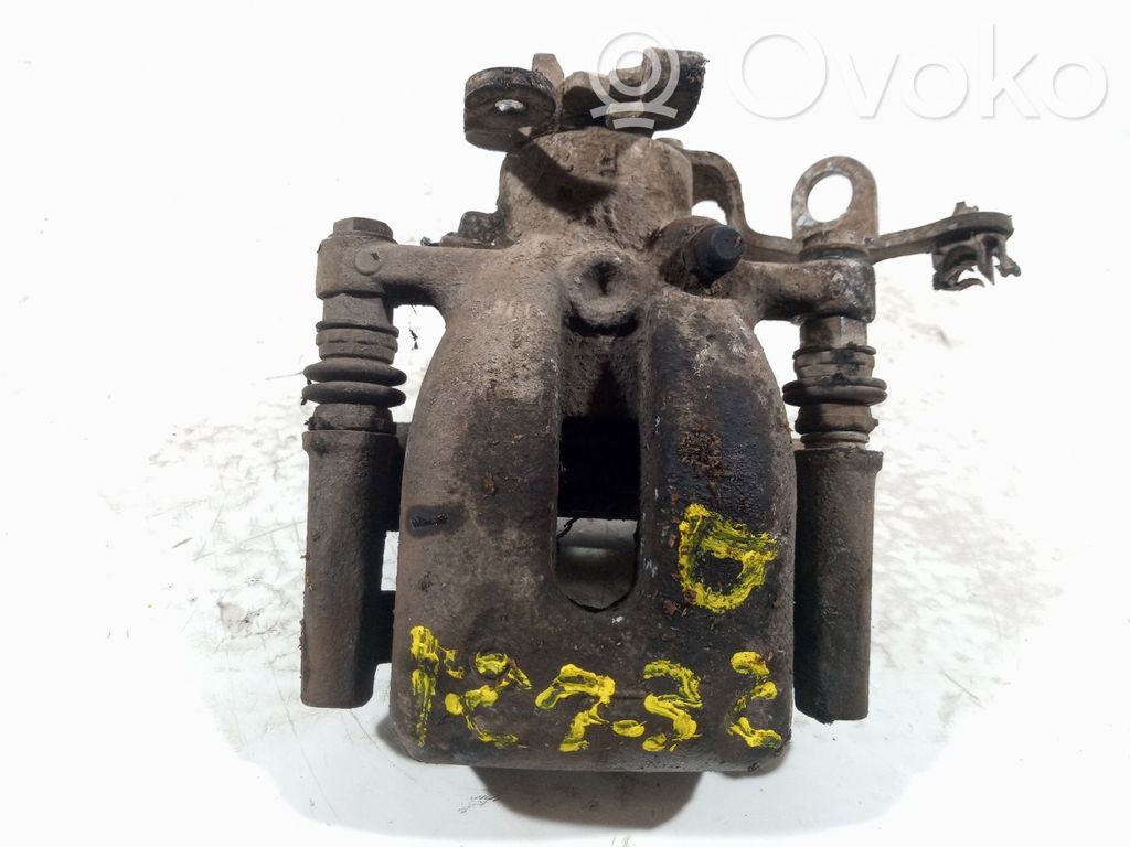 Caliper de freno delantero