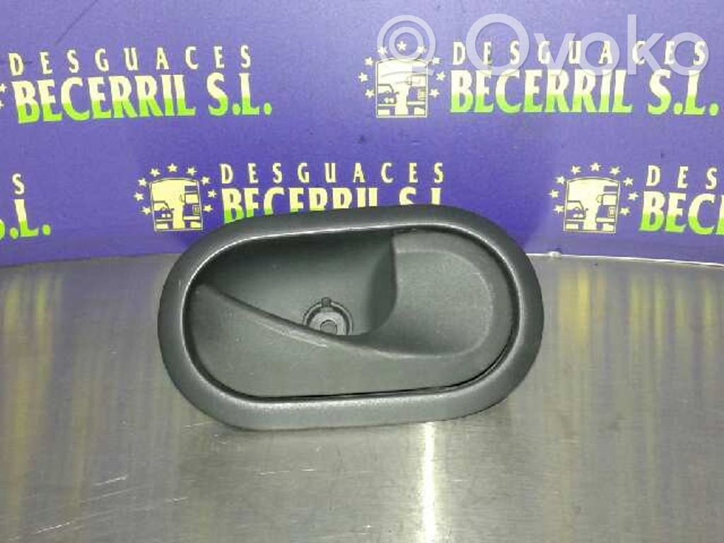 Manecilla interna puerta delantera   8200310580