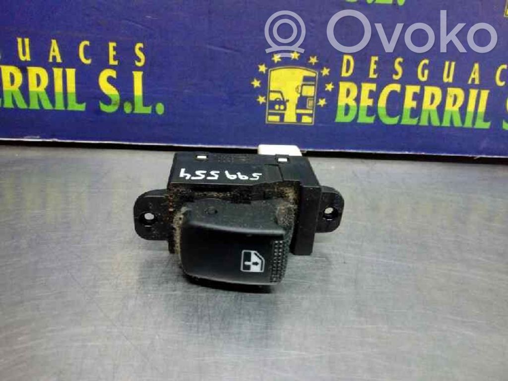 KIA Rio Electric window control switch 