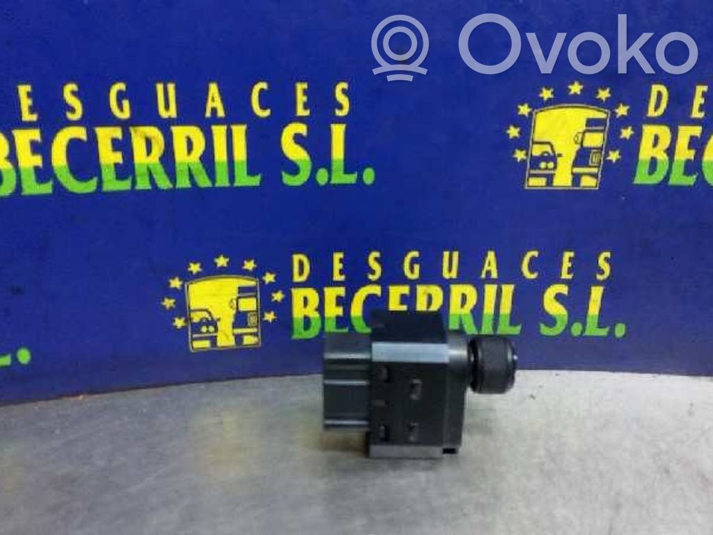 Interruptor del espejo lateral   62J00,1277T