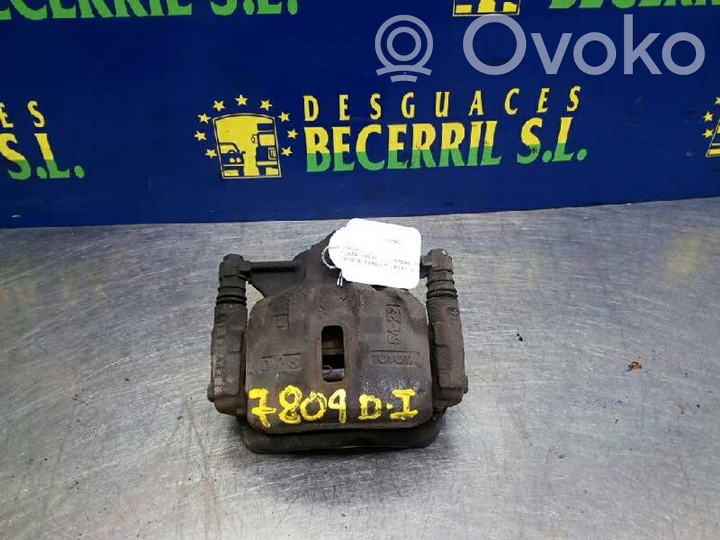 Caliper de freno delantero