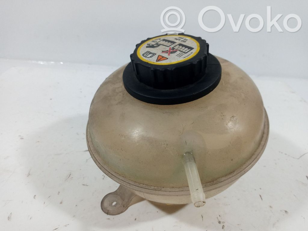 Depósito de expansión de combustible