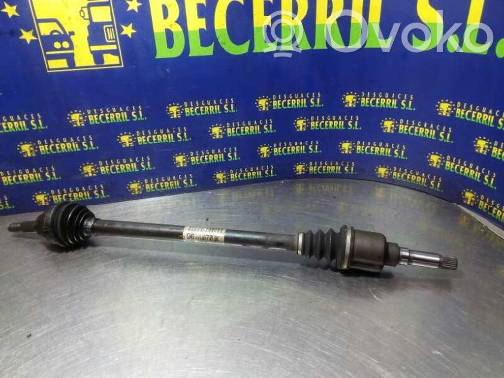 Eje de transmisión delantero   9647107080