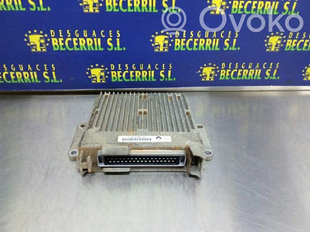 Unidad de control/módulo del motor   7700102990,7700102990