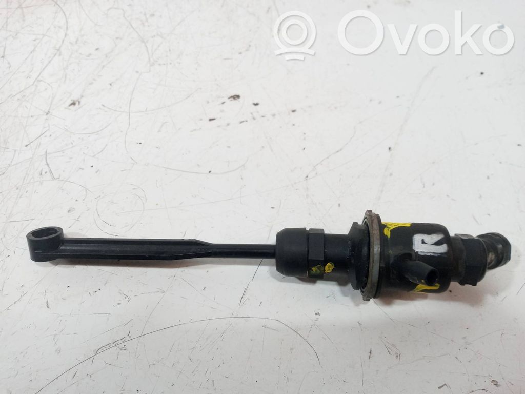 Pedal de embrague   8200673232