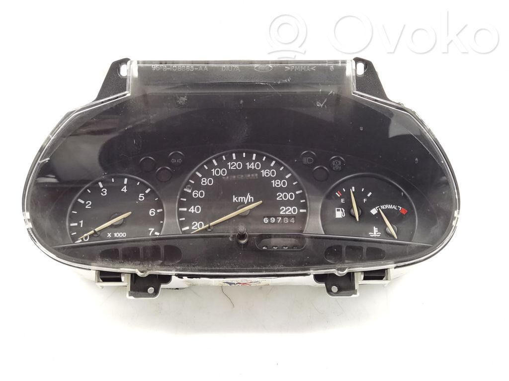 Ford Escort Speedometer (instrument cluster) 