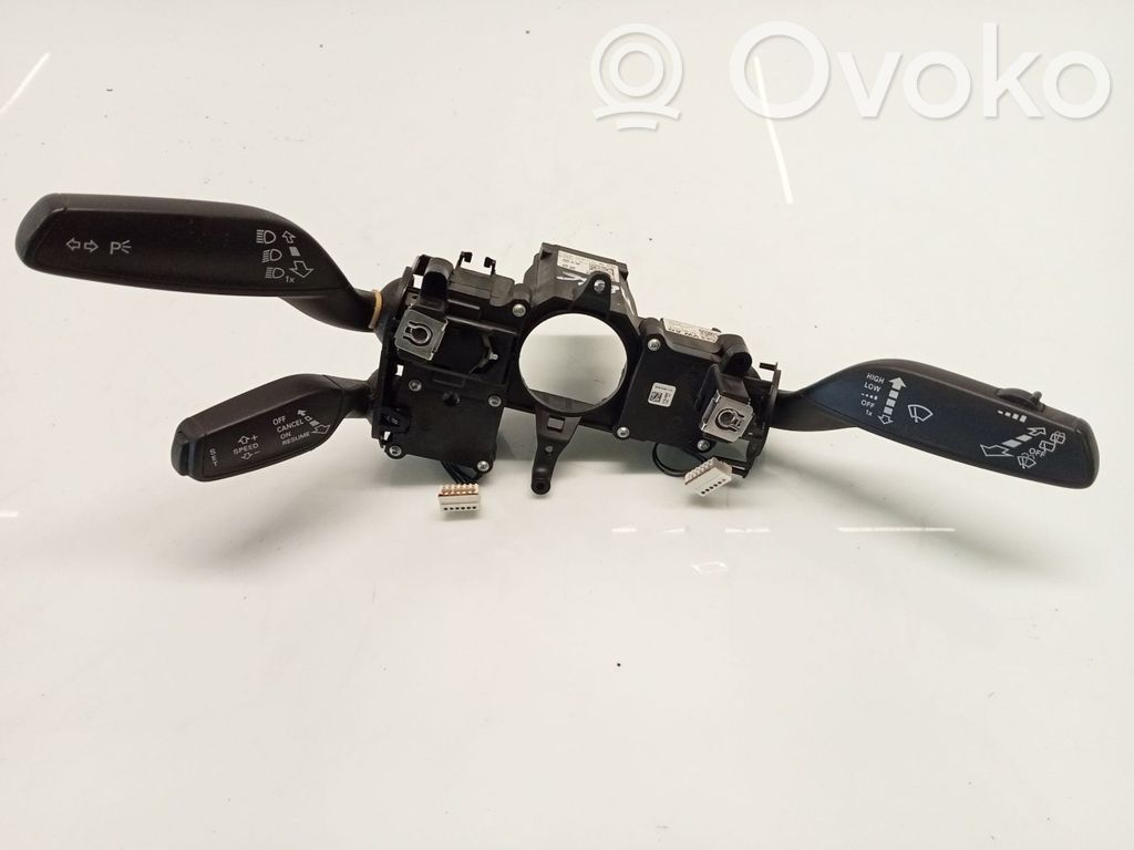 Audi A1 Multifunctional control switch/knob 
