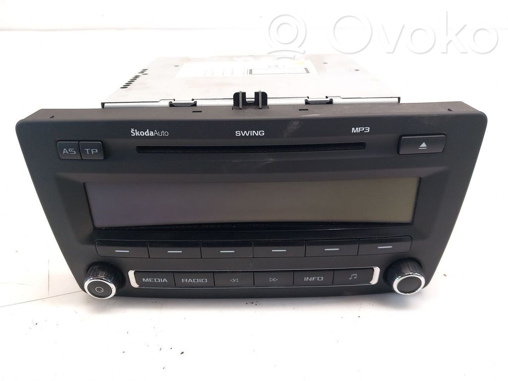 Skoda Octavia Mk2 (1Z) Unitate control sunet HiFi Audio