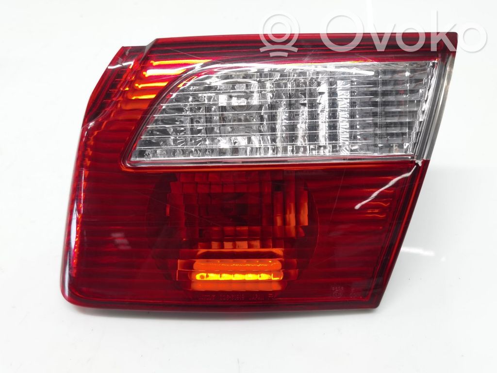 Mazda 626 Takaluukun koristelista 