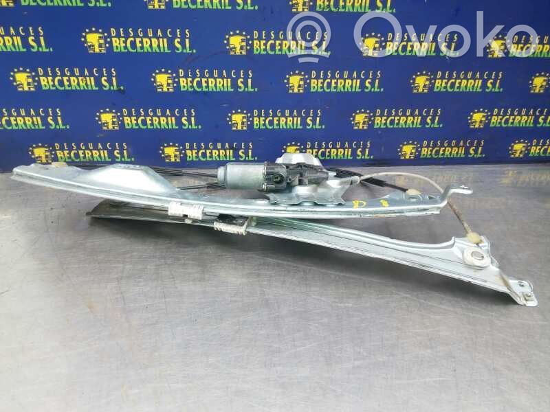 Regulador manual de la ventanilla delantera   8200826169