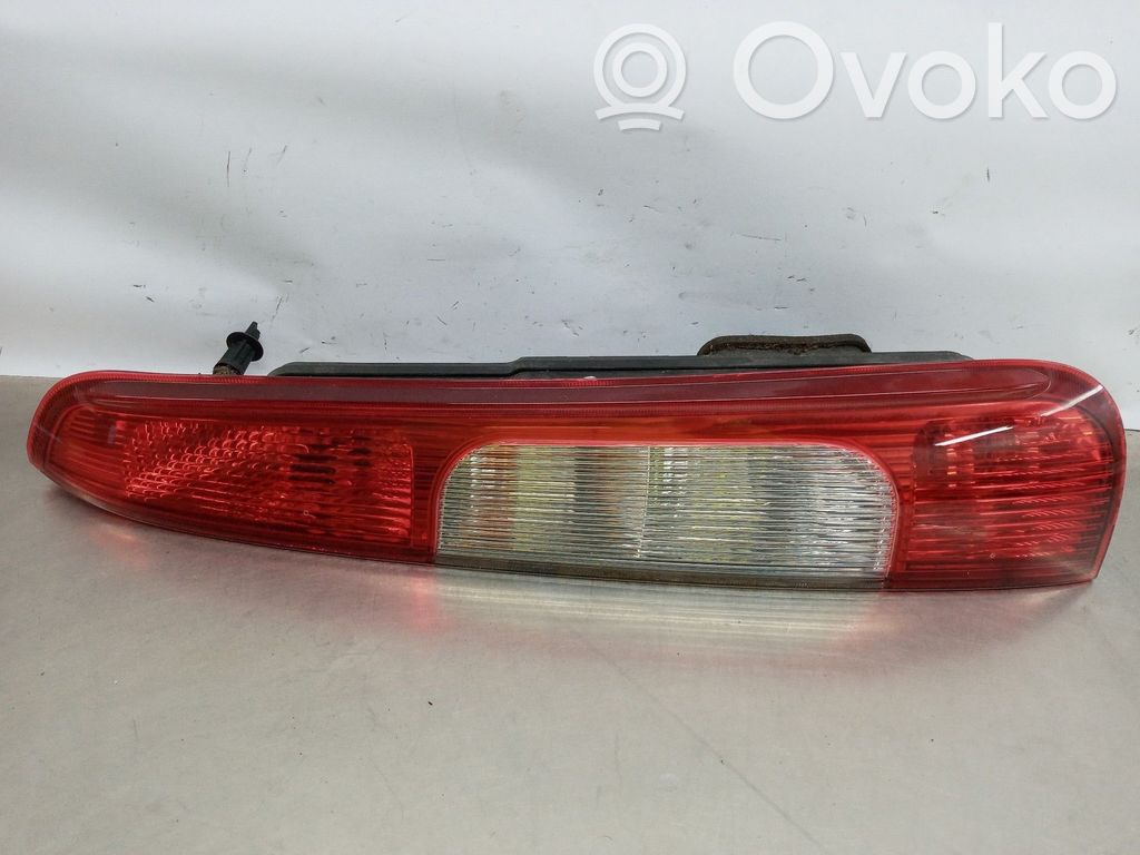 Luz trasera/de freno   3M5113N411AA