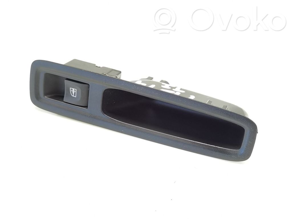 Comutator comandă geamuri electrice   829600971R