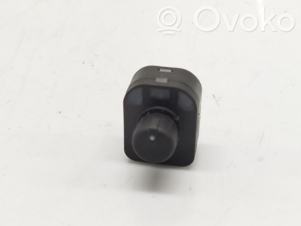 Interruptor del espejo lateral   8E0959565