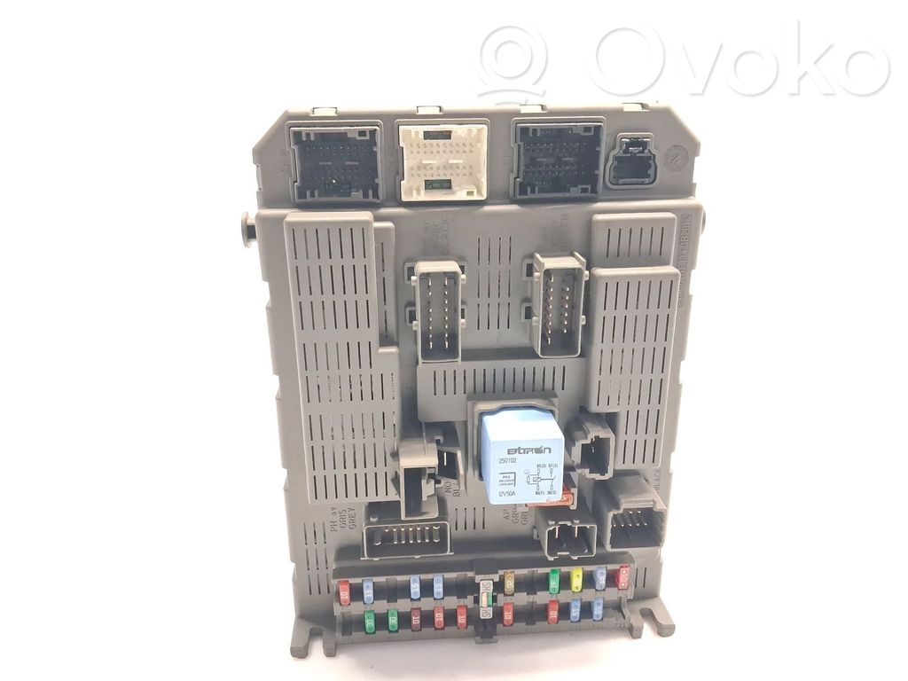 Sonstige Steuergeräte / Module   1400310580,14003105