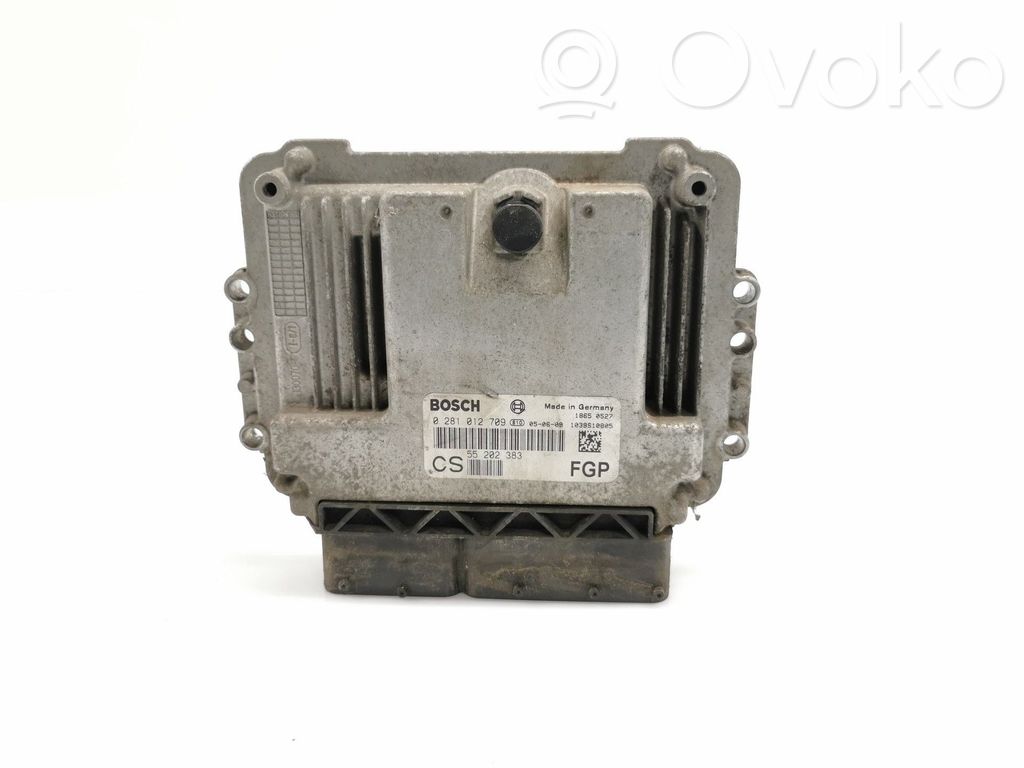 Opel Zafira A Engine control unit/module 