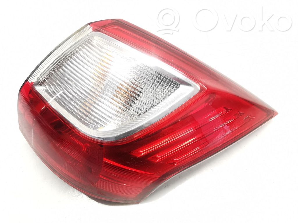 Ford C-MAX II Luci posteriori 