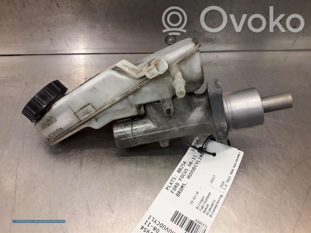 Master brake cylinder