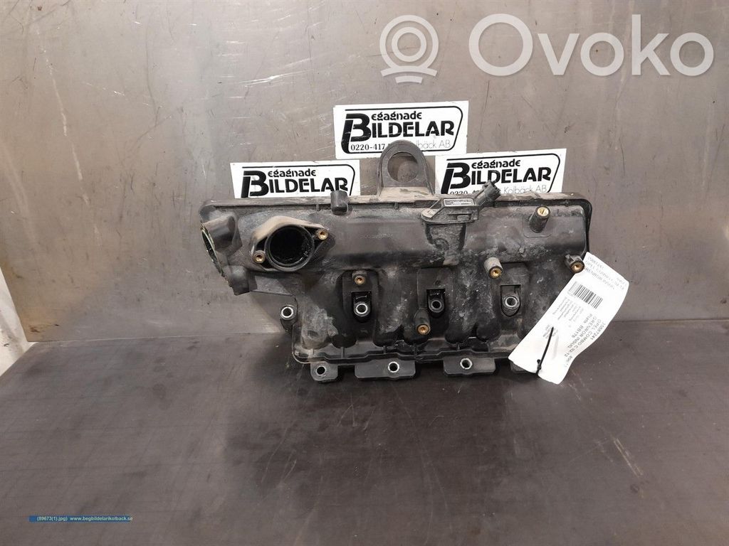 Opel Combo C Colector de admisión 