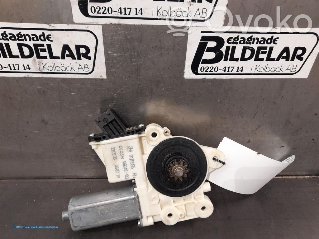 Opel Vectra C Motorino alzacristalli della portiera anteriore 
