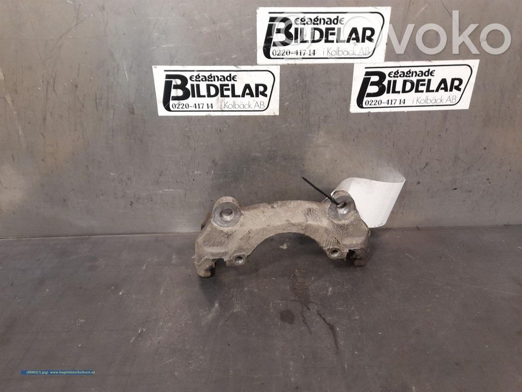 Opel Vectra C Etujarrun jarrusatulan kannatin 