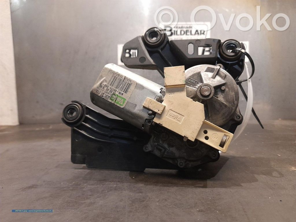 Priekšpusē loga pacēlāja motoriņš   53028712,1400457880