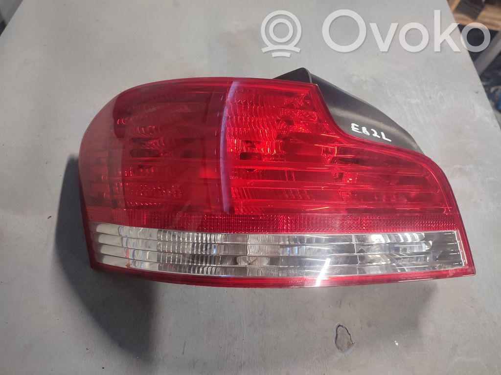 Rear/tail lights   4869809