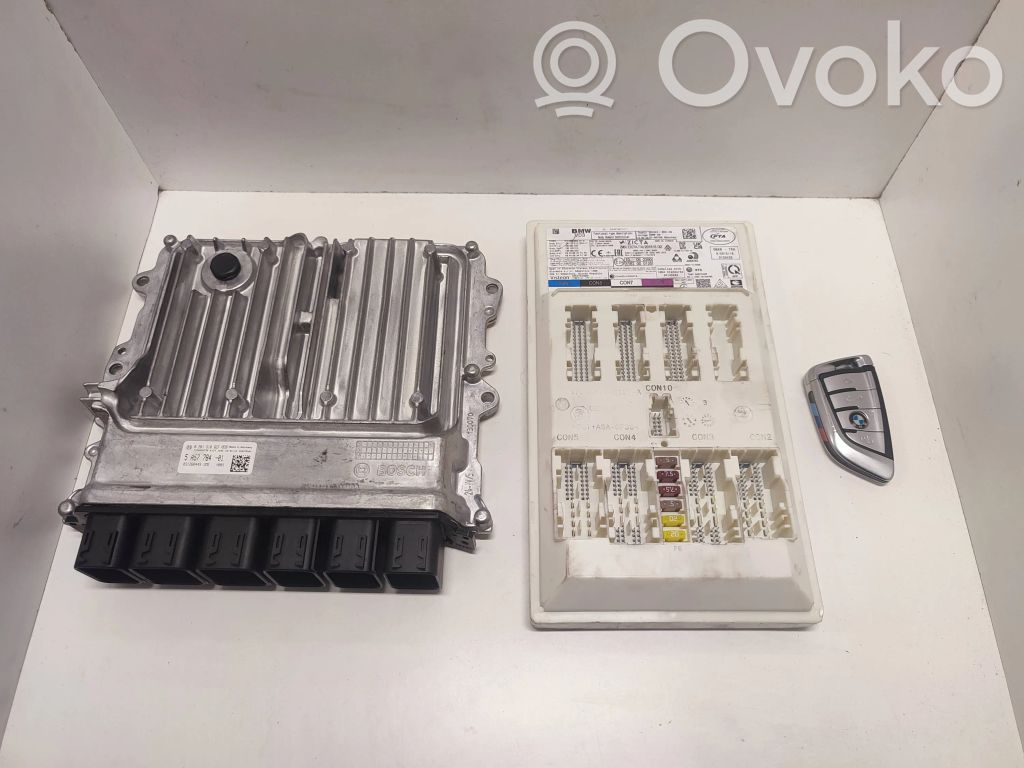 Unidad de control/módulo del motor   5A57784,031260449,0261S1060F