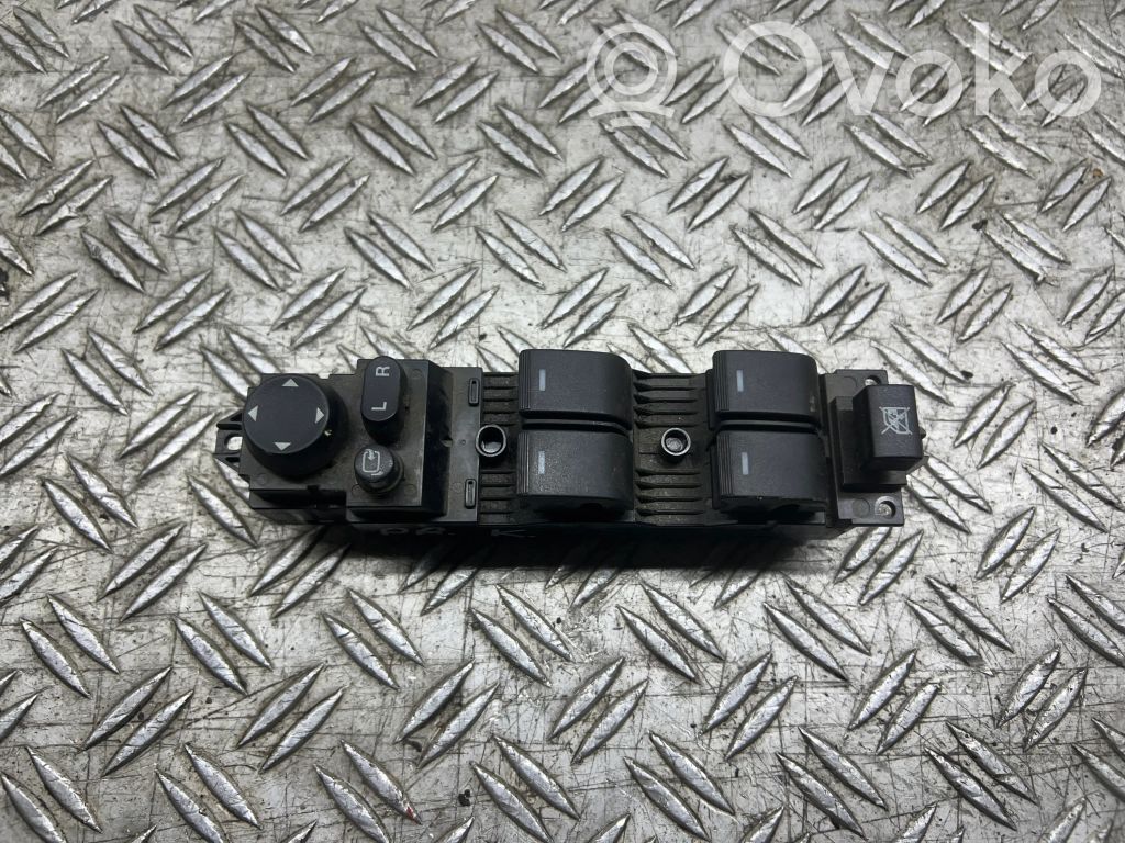 Mazda 6 Electric window control switch 