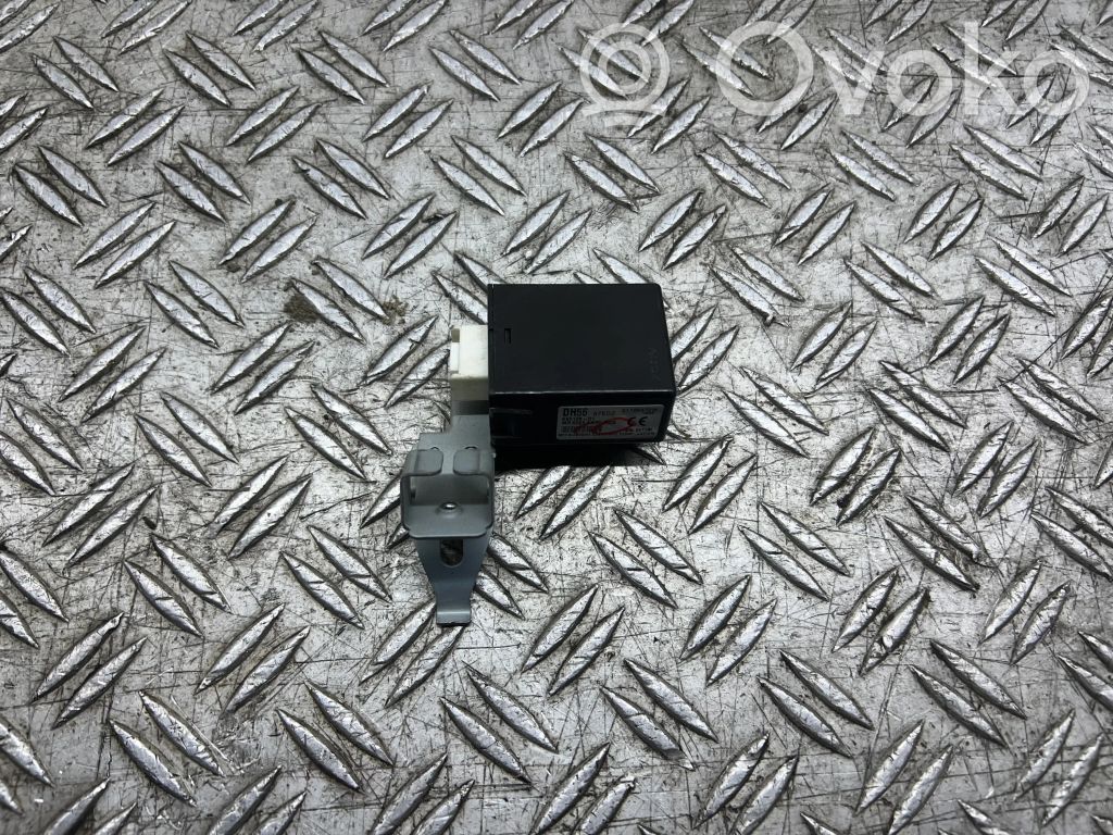 Keyless (KESSY) go control unit/module   X1T85672M